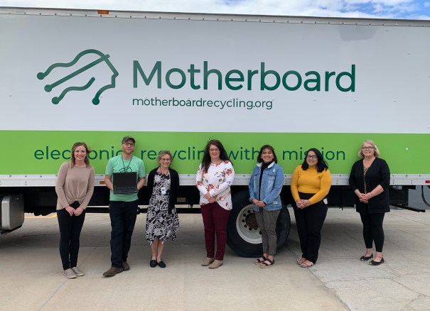 From left to right: Representatives from Community & Family Partnership/Community Response, Motherboard, Platte Valley Literacy Association, Centro Hispano Comunitario de Nebraska, and Cargill Community Learning Center