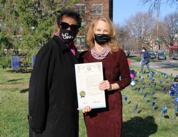 On April 2nd, several Bring Up Nebraska partner organizations, and including First Lady Susanne Shore and DHHS CEO Dannette Smith met to plant blue pinwheels on the lawn of the Governor’s Residence.